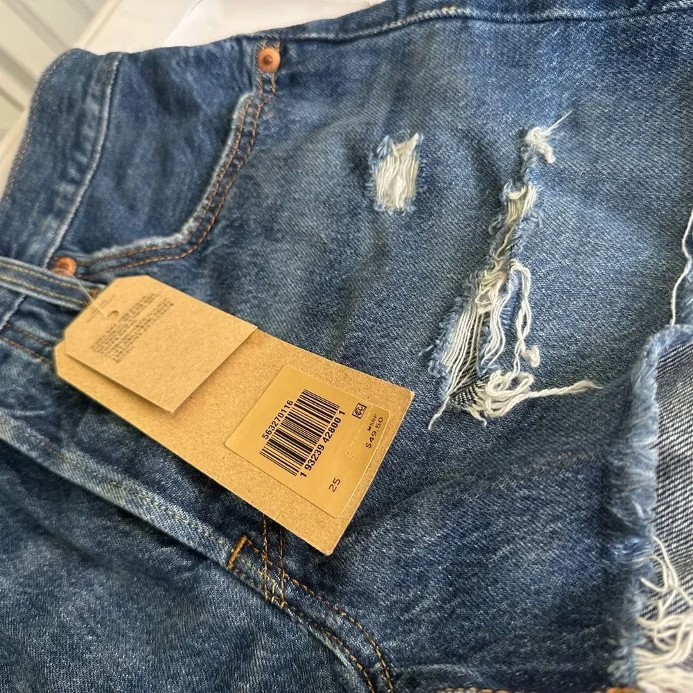Levi’s 501 Shorts Orginal Style High Rise Women Shorts size 25 NWT - Picture 4 of 4
